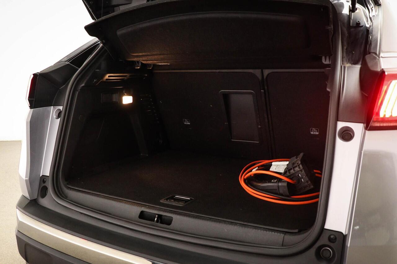 Peugeot 3008 1.6 HYbrid 225 GT | PANORAMADAK | DAB | APPLE | CAMERA