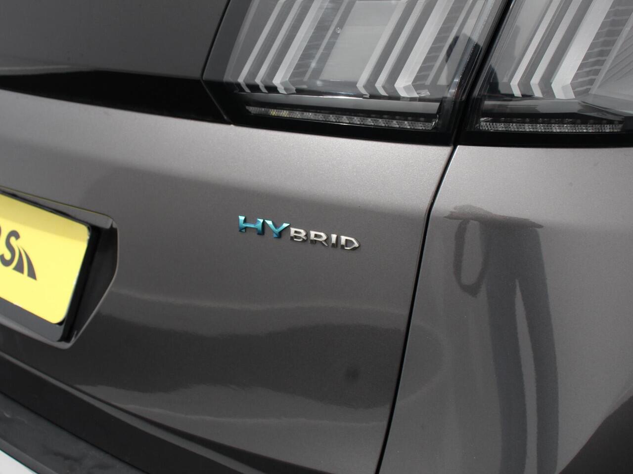 Peugeot 3008 1.6 HYbrid 225 Allure Pack Navigatie Apple Carplay/Android Auto Camera Parkeersensoren Adaptive Cruise Control Dodehoek assistent Stoelverwarming Climate Control Virtual Cockpit Lichtmetalen velgen