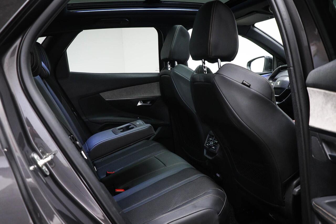 Peugeot 3008 1.6 HYbrid 225 GT | PANORAMADAK | SFEERVERLICHTING | DAB | APPLE | CAMERA