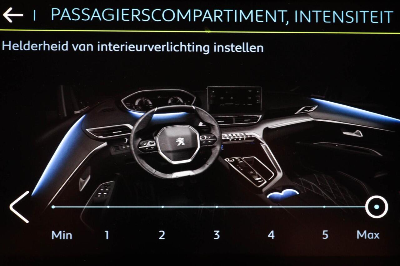 Peugeot 3008 1.6 HYbrid 225 GT | PANORAMADAK | SFEERVERLICHTING | DAB | APPLE | CAMERA