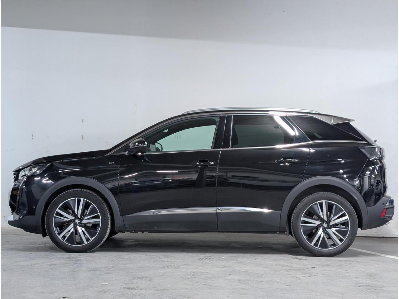 Peugeot 3008 GT 1.2 Turbo 130pk H6 | HANDSFREE A.KLEP | NAVI | CAMERA | 19" LM-VELGEN | ADAPTIVE CRUISE |