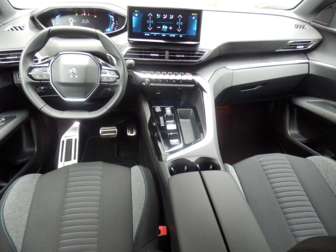 Peugeot 3008 HYbrid | GT-Line | Automaat | Sportpakket | 18" |