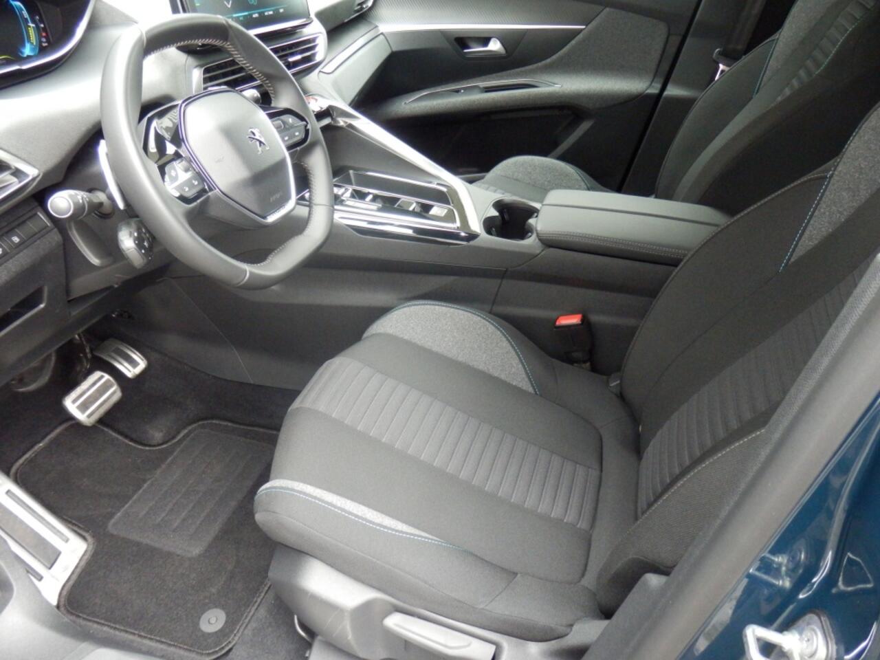 Peugeot 3008 HYbrid | GT-Line | Automaat | Sportpakket | 18" |