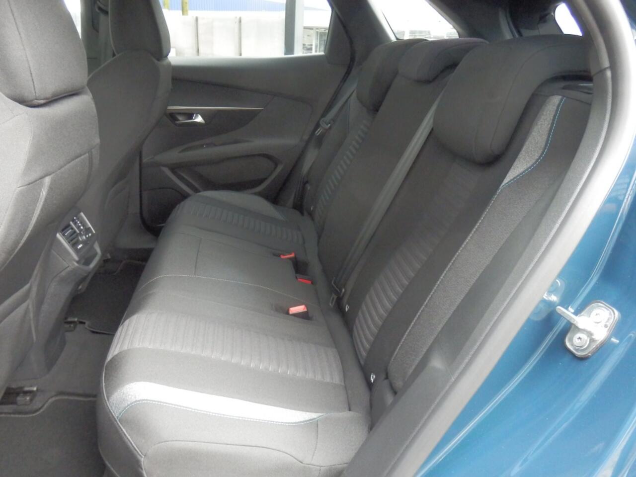 Peugeot 3008 HYbrid | GT-Line | Automaat | Sportpakket | 18" |