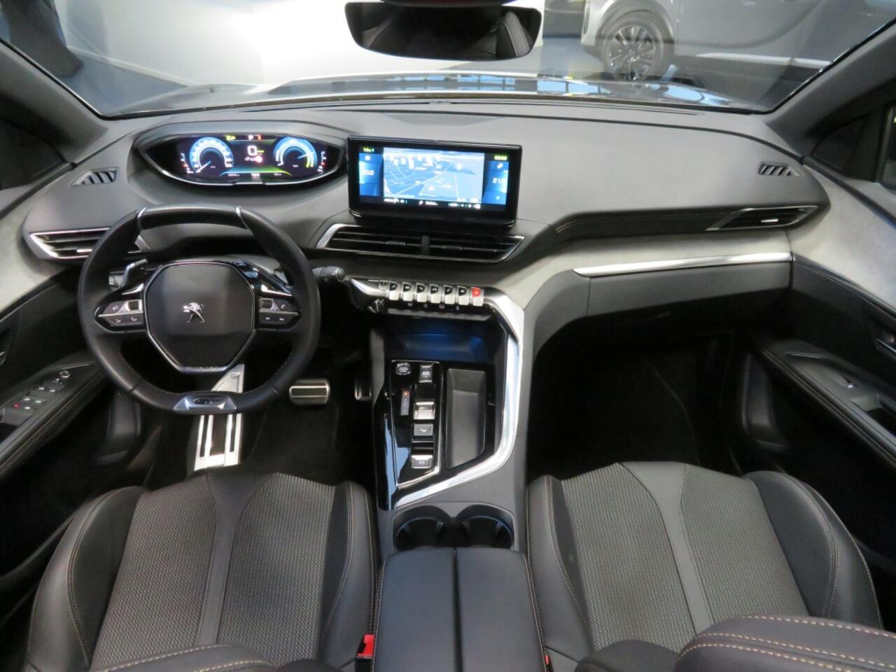 Peugeot 3008 1.6 HYbrid4 300 GT