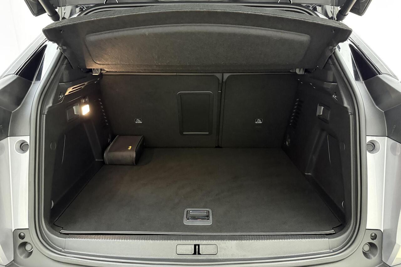 Peugeot 3008 1.6 HYbrid4 300 GT | Automaat | Achteruitrijcamera | Stoelverwarming voor | Navigatiesysteem | Apple carplay | Electronic climate control