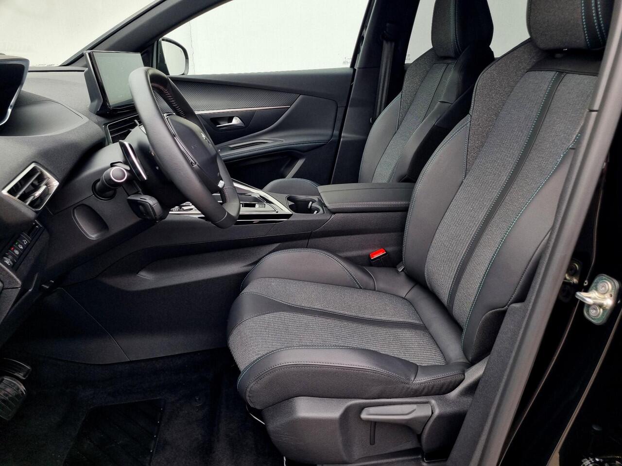 Peugeot 3008 1.2 Allure Pack Business Automaat / Elektrische Achterklep / Stoelverwarming / 360 Graden Camera / Navigatie / Adaptieve Cruise Control / Stoelverwarming / DAB / Parkeersensoren / Apple CarPlay/Android Auto / Lichtmetalen Velgen /