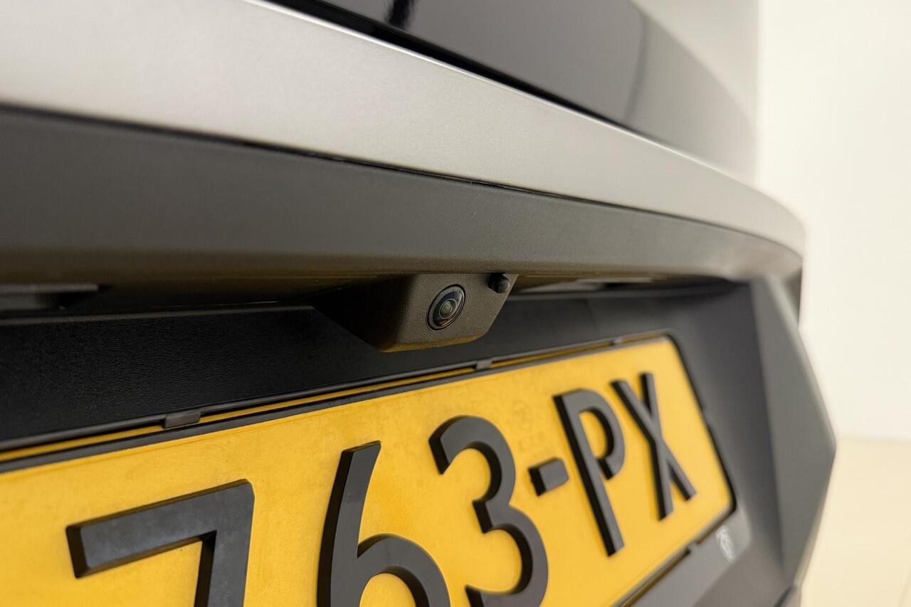 Peugeot 3008 e-3008 Allure 73 kWh 213pk | Navigatie | Climate Control | Rondom Camera | Cruise Control Adaptief | Keyless Entry en Start | 19" Lichtmetalen Velgen