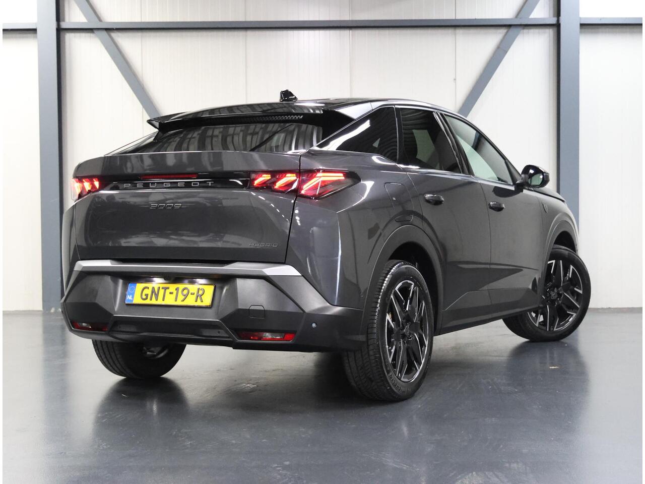 Peugeot 3008 1.2 Hybrid 145PK GT | 1ste eigenaar | AUTOMAAT | AppleCarPlay/AndroidAuto | Adaptive Cruise Control | Stoel/Stuurverwarming | 360'Camera | Alcantara/Leer | Sfeerverlichting | Virt.Cockpit | Keyless | Isofix | Privacy Glass | Parkeersensoren | Electrische 