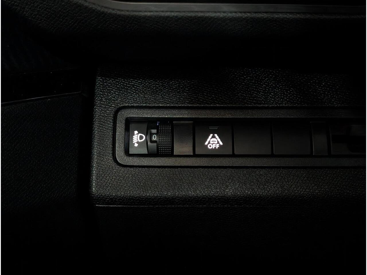 Peugeot 3008 Allure Pack Business 1.2 Turbo 130pk H6 | STOELVERW. | NAVI | 360° CAMERA | CLIMA | CRUISE CONTROL |