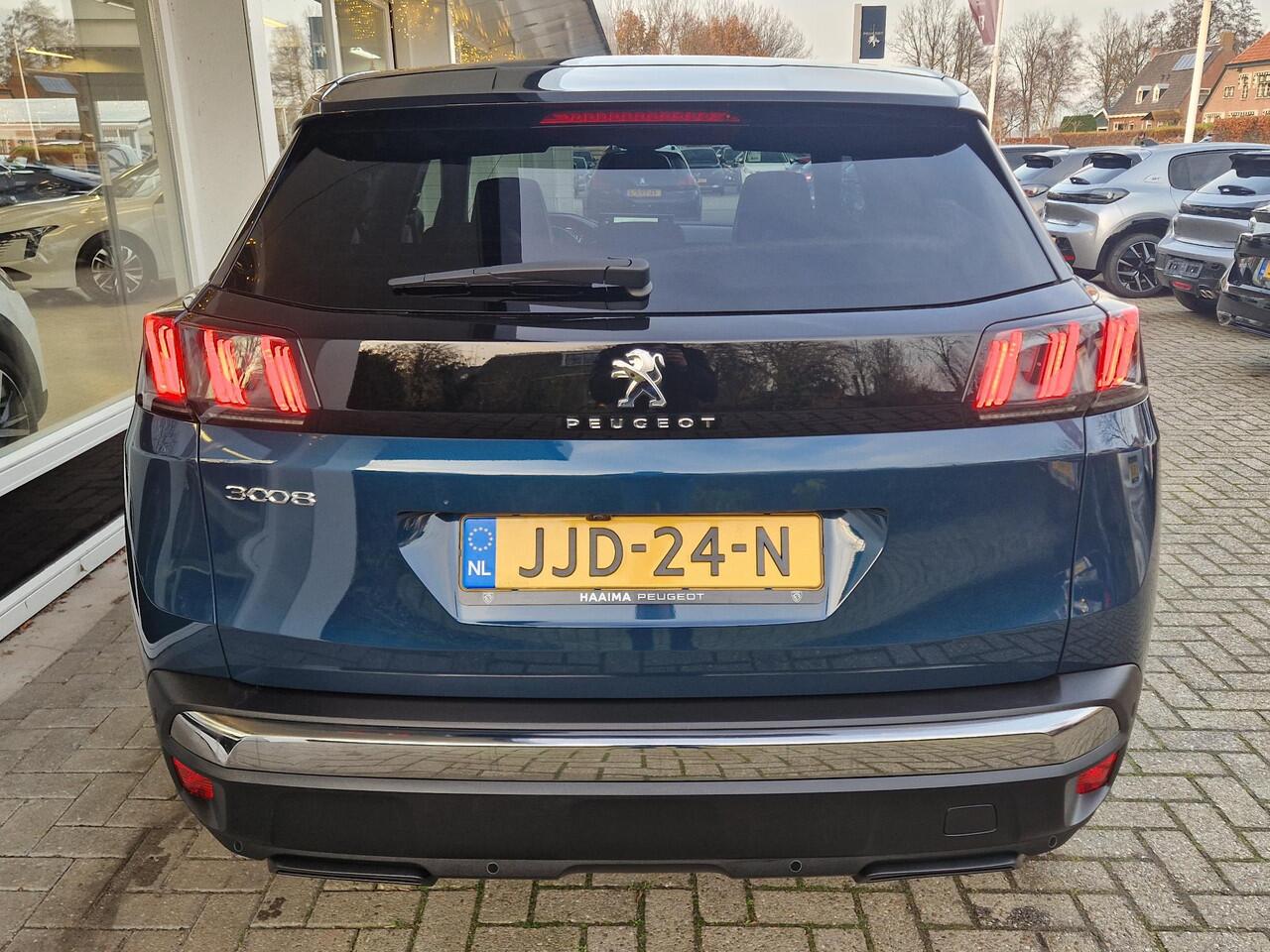 Peugeot 3008 1.2 Hybrid 136 Allure | Elektr. achterklep | Keyless Entry | Dodehoek detectie | Adaptieve Cruise Control | Achteruitrijcamera