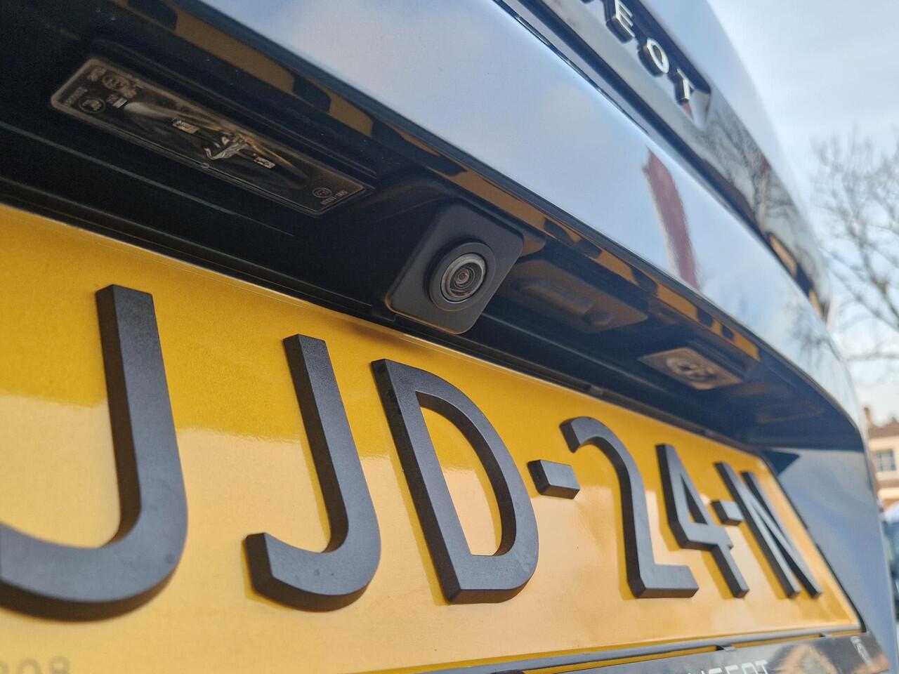 Peugeot 3008 1.2 Hybrid 136 Allure | Elektr. achterklep | Keyless Entry | Dodehoek detectie | Adaptieve Cruise Control | Achteruitrijcamera