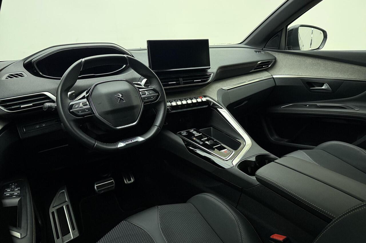 Peugeot 3008 1.2 Hybrid 136 GT Automaat | Navigatie | Climate control | Camera | Lichtmetalen velgen | Keyless | Extra getint glas | Parkeersensoren