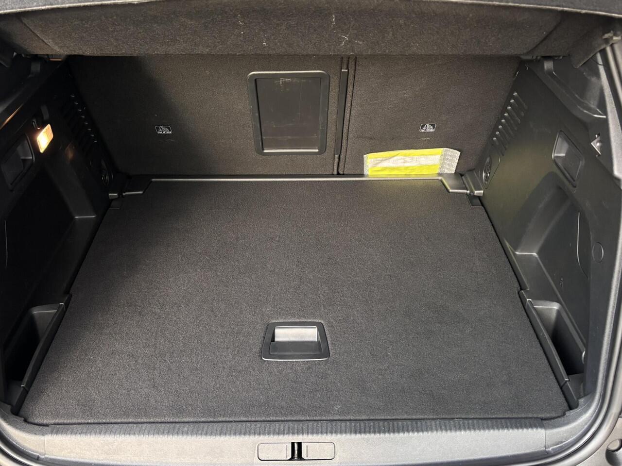 Peugeot 3008 GT 1.2 Hybrid 145pk e-DCS6 | HANDSFREE A.KLEP | ADAPTIVE CRUISE | 360° CAMERA | STOELVERW. | NAVI | STOELVERW. | DODEHOEKBEW.