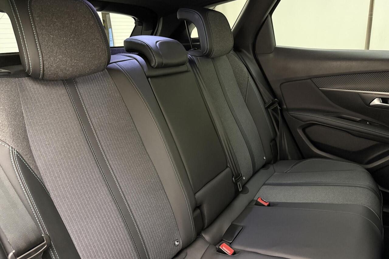 Peugeot 3008 1.2 PureTech Allure Pack Business | Camera | Full LED | 18'' LM Velgen| Climate Control | Navigatie | Keyless Entry & Start