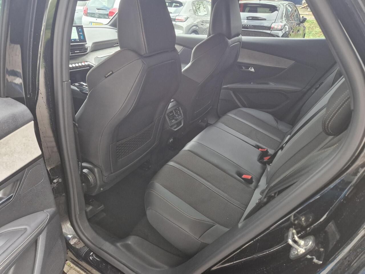 Peugeot 3008 1.2 Hybrid 145 GT | Climate & Cruise Control | Navigatie | Applecarplay/AndroidAuto | Stoelverwarming |