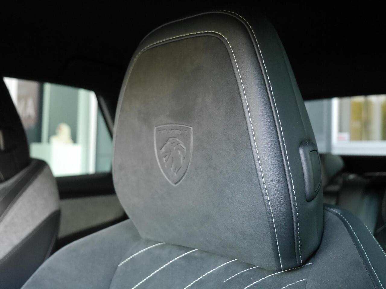 Peugeot 3008 1.2 Hybrid 136 GT | Stoel en stuurverwarming | Rondom Camera | Adaptive cruise control | Automaat | Keyless entry en start | Full led | Navigatie