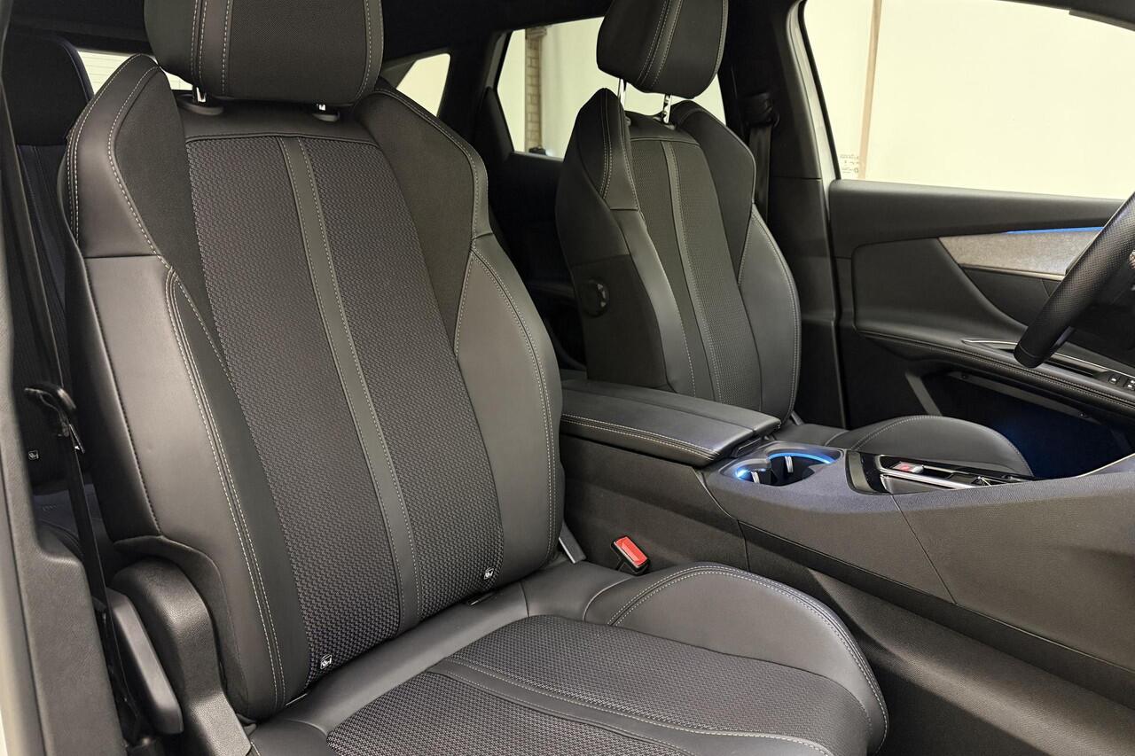 Peugeot 3008 1.2 Hybrid GT 136 PK | Automaat | Camera | Climate Control | Navigatie | Mirror Screen | Apple Carplay | Adaptieve Cruise Control | 1e eigenaar | Dealer onderhouden