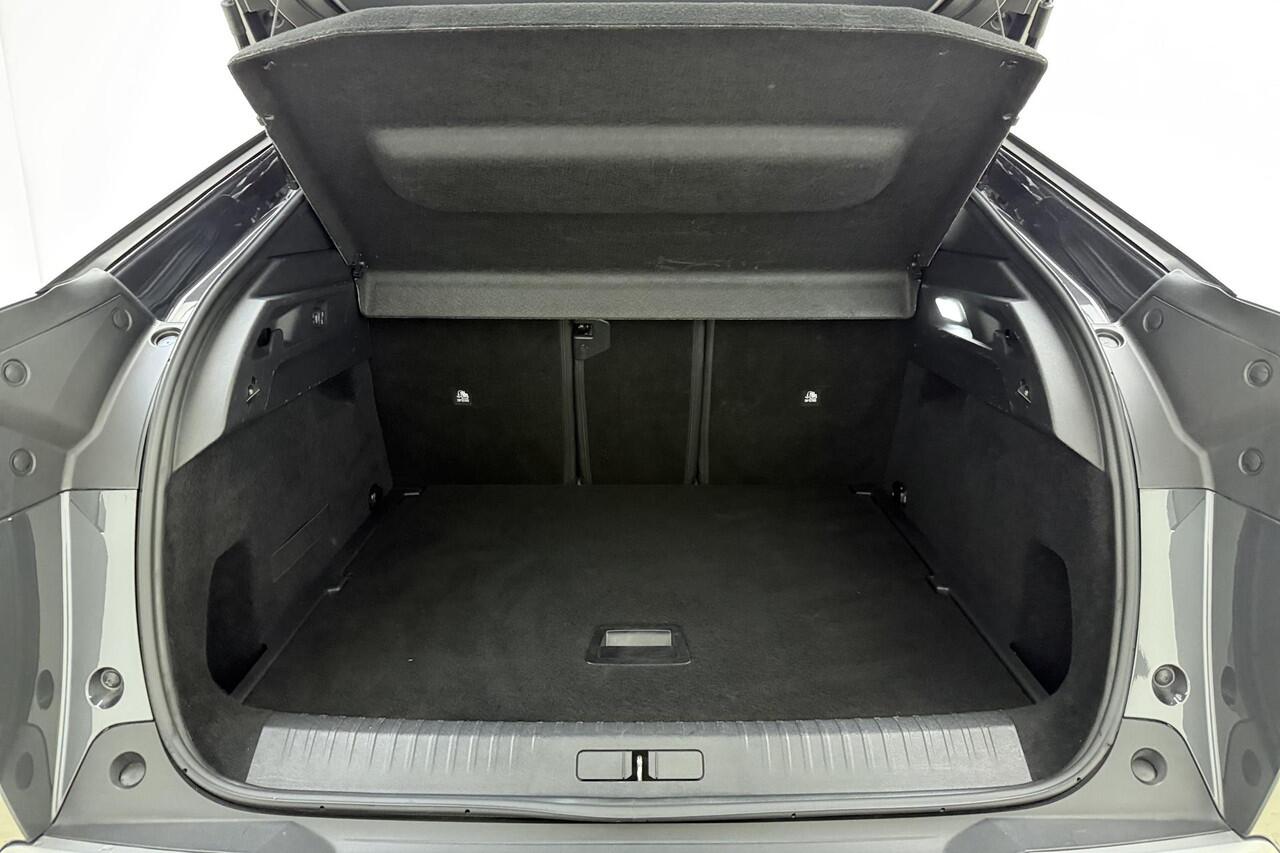 Peugeot 3008 1.2 Hybrid 136 Allure 145pk | Automaat | Navigatie | Rondomzicht Camera | Climate Control | Cruise Control Adaptief | 19" Lichtmetalen Velgen | Keyless Entry - Start