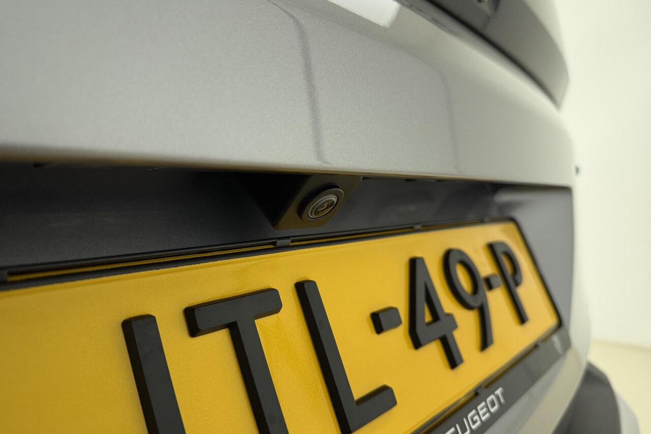 Peugeot 3008 1.6 HYbrid 180 Allure Pack Business | 19 inch | Automaat | Achteruitrijcamera | Apple carplay | Navigatiesysteem