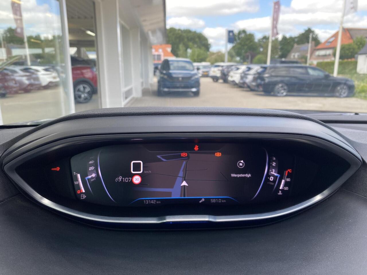 Peugeot 3008 1.2T 130pk Allure Pack Business | Keyless Entry | LED Koplampen | Achteruitrijcamera | Navigatie | Privacy Glass | Half lederen bekleding