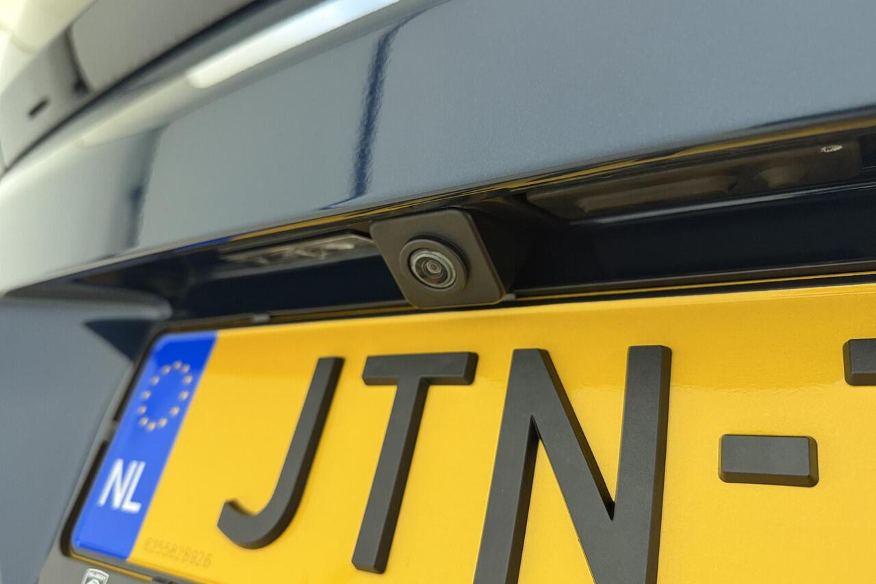 Peugeot 3008 1.6 HYbrid 180 Allure Pack Business | 19 Inch | Automaat | Achteruitrijcamera | Apple carplay | Navigatiesysteem