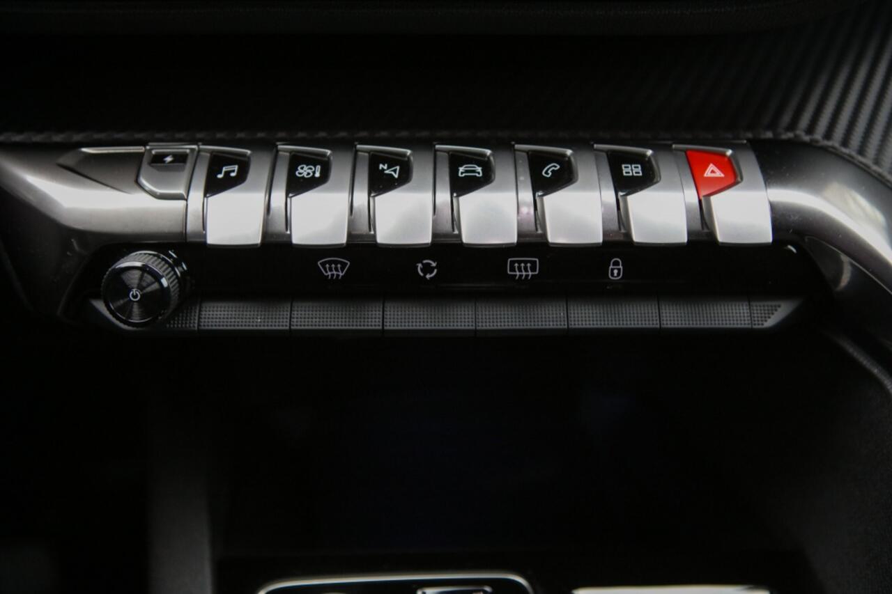 Peugeot 3008 Hybrid | BTW | 180 PK | Adaptieve Cruise Control | Navigatie |