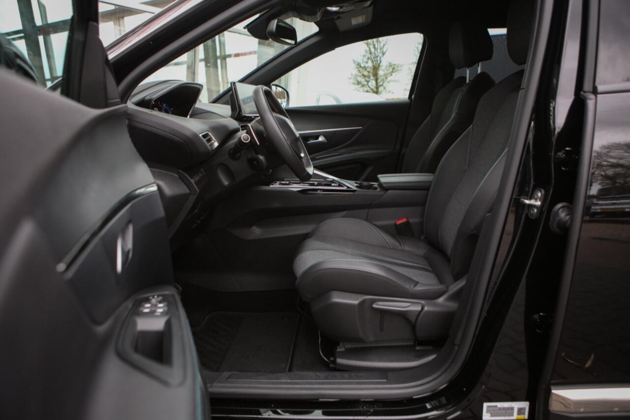 Peugeot 3008 Hybrid | BTW | 180 PK | Adaptieve Cruise Control | Navigatie |