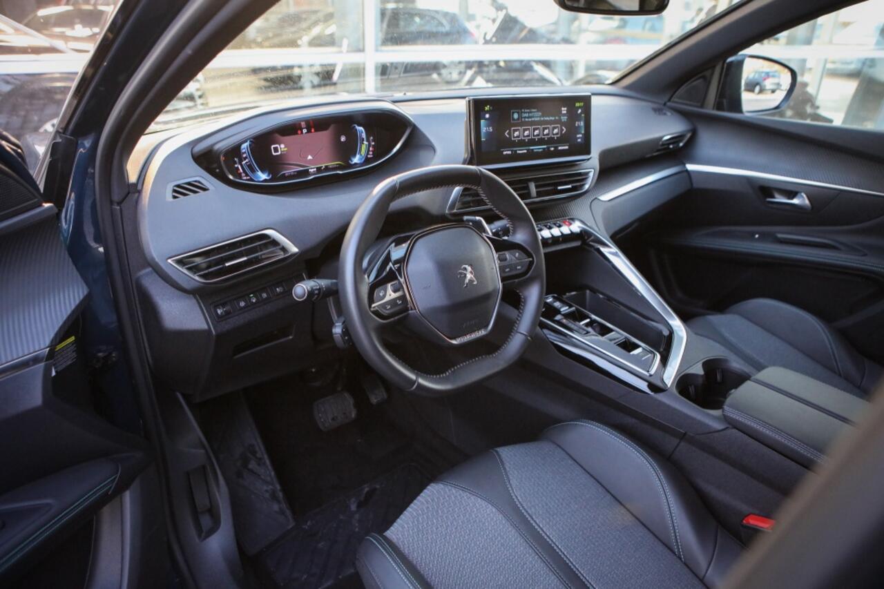 Peugeot 3008 Hybrid | BTW | 180 PK | Adaptieve Cruise Control | Navigatie |