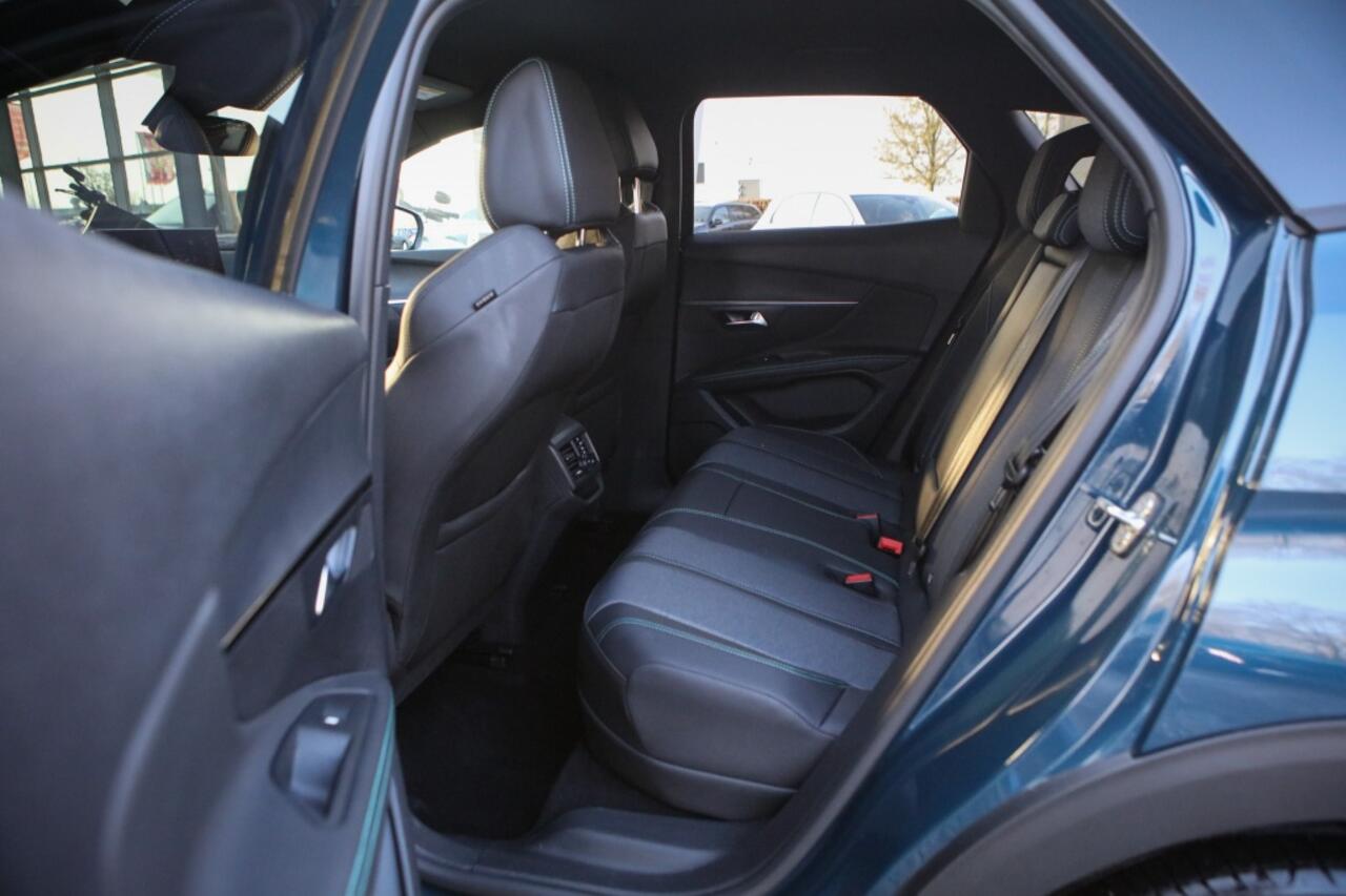 Peugeot 3008 Hybrid | BTW | 180 PK | Adaptieve Cruise Control | Navigatie |