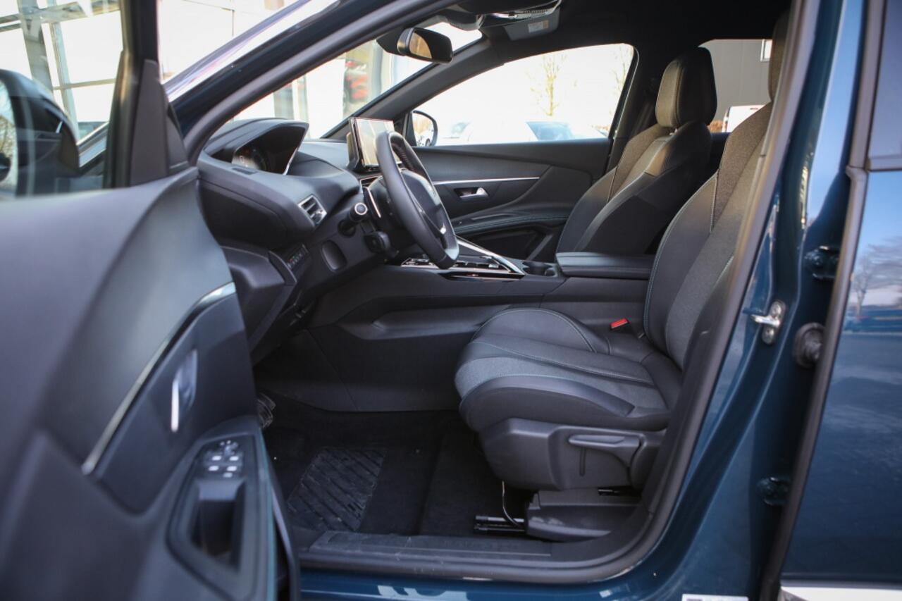 Peugeot 3008 Hybrid | 180 PK | Adaptieve Cruise Control | Navigatie |