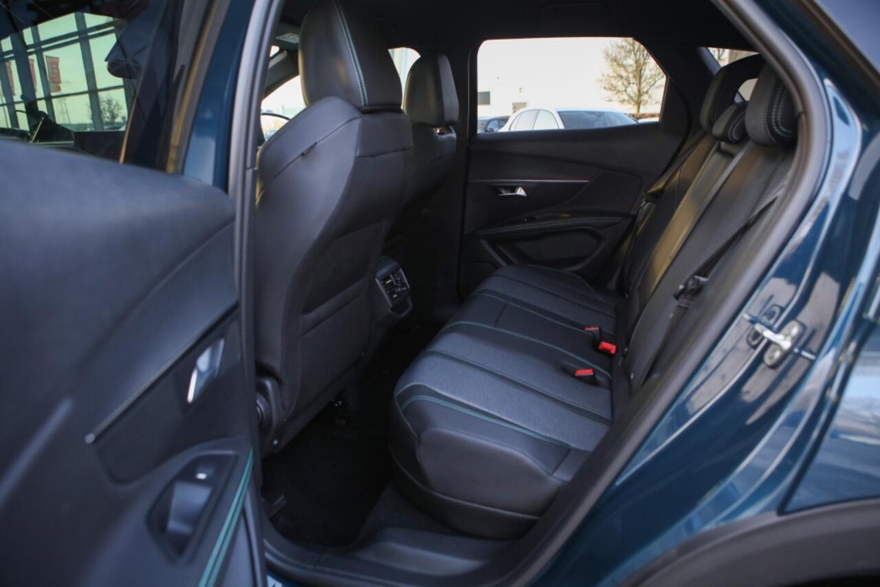 Peugeot 3008 Hybrid | 180 PK | Adaptieve Cruise Control | Navigatie |