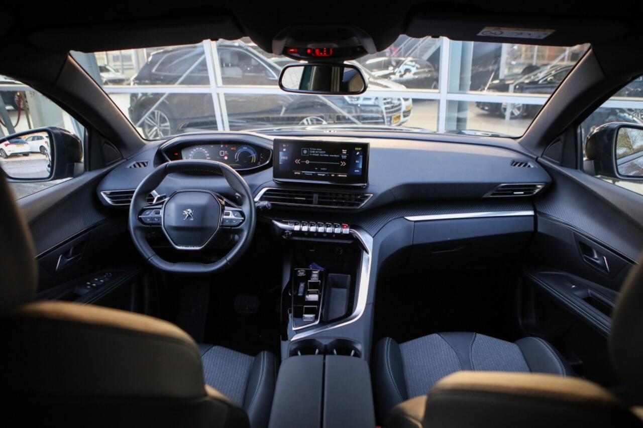 Peugeot 3008 Hybrid | 180 PK | Adaptieve Cruise Control | Navigatie |