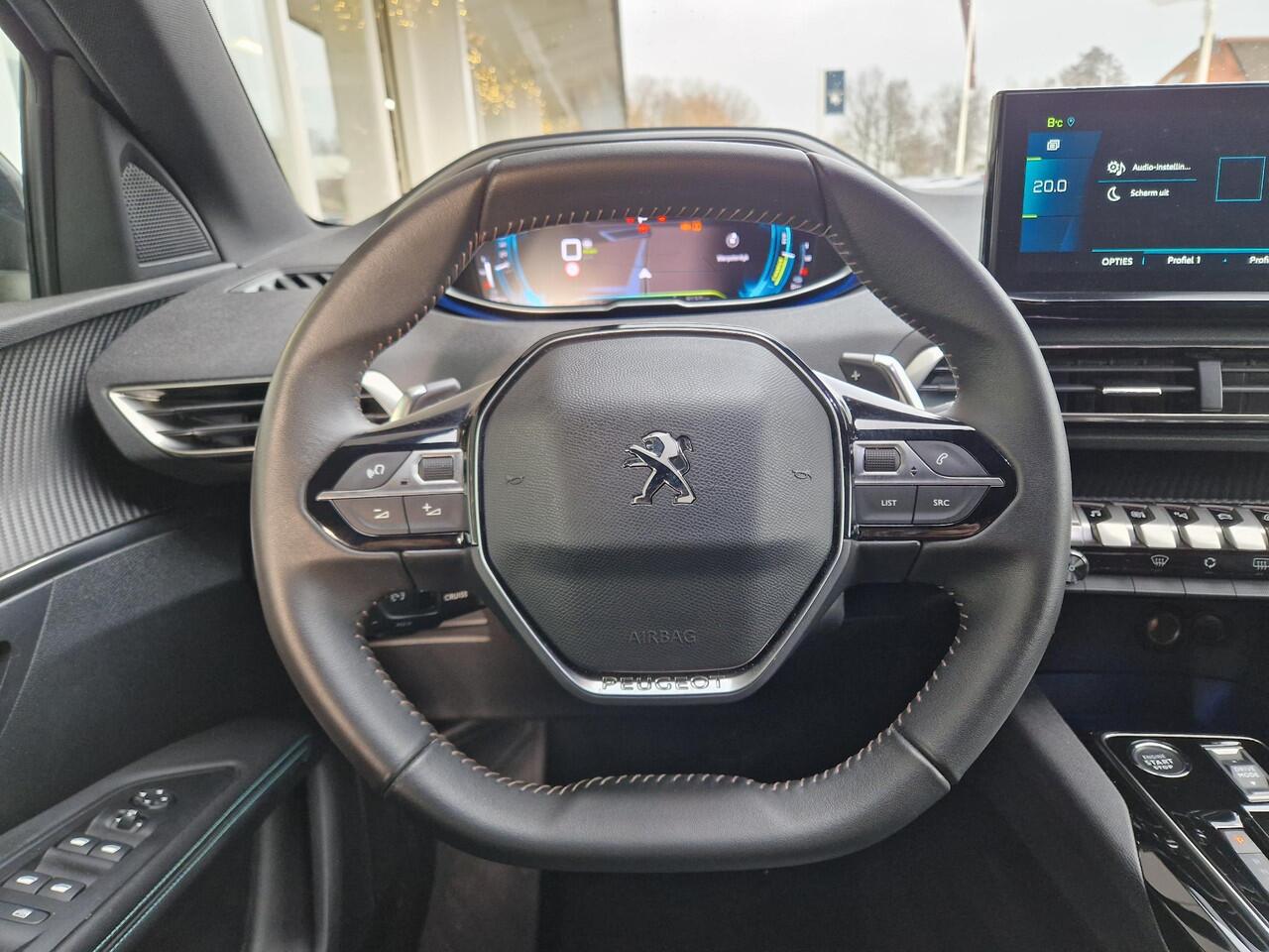 Peugeot 3008 1.6 HYbrid 180 Allure Pack Business | 19 inch | Automaat | Apple carplay | Achteruitrijcamera | Navigatiesysteem