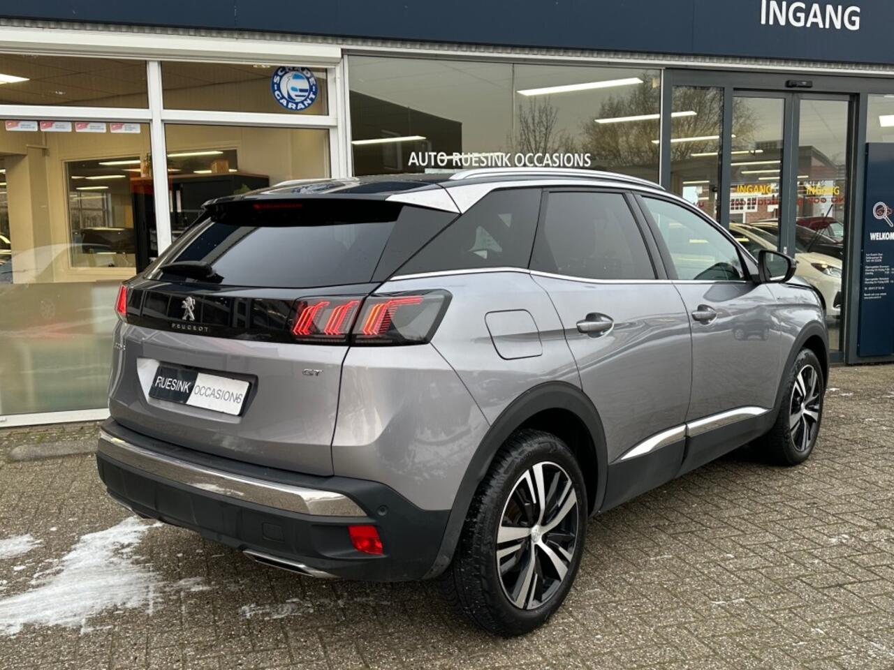 Peugeot 3008 1.2 HYBRID 136 GT