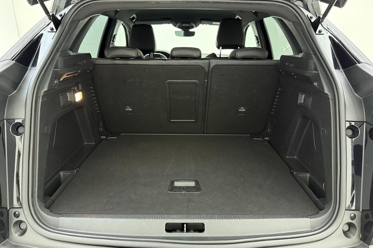 Peugeot 3008 1.2T 130pk GT | Dodehoek detectie | Adaptieve Cruise Control | Full LED | Navigatie | Achteruitrijcamera | Keyless Entry