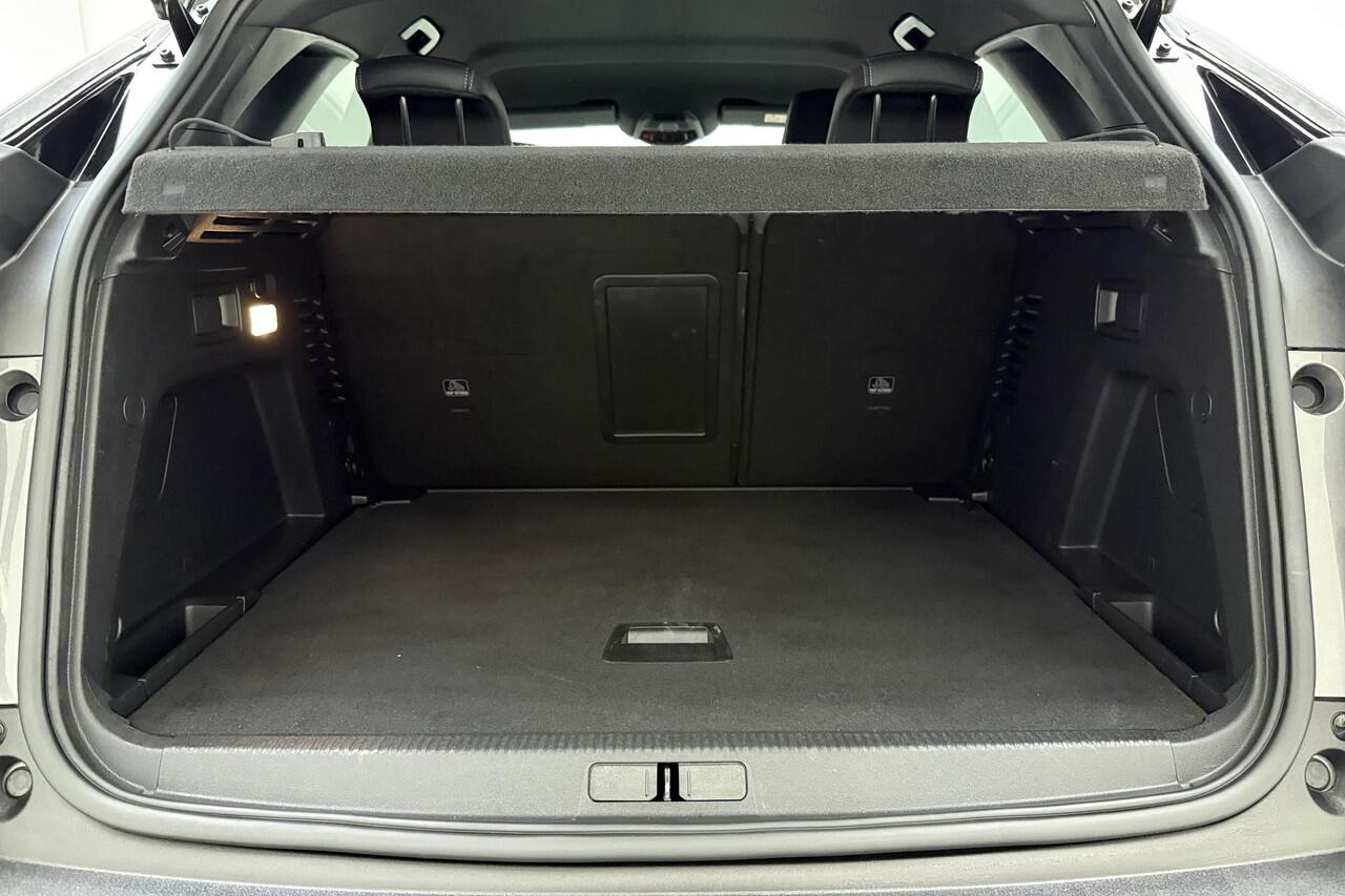 Peugeot 3008 1.2T 130pk GT | Achteruitrijcamera | Parkeersensoren V+A | Cruise & Climate control | Navi | Apple Carplay / Android Auto