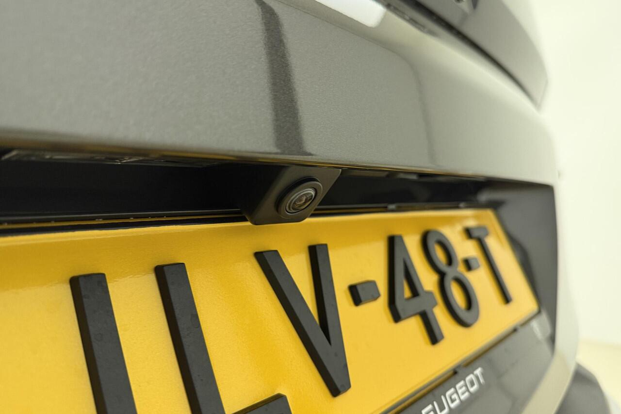 Peugeot 3008 1.2T 130pk GT | Achteruitrijcamera | Parkeersensoren V+A | Cruise & Climate control | Navi | Apple Carplay / Android Auto