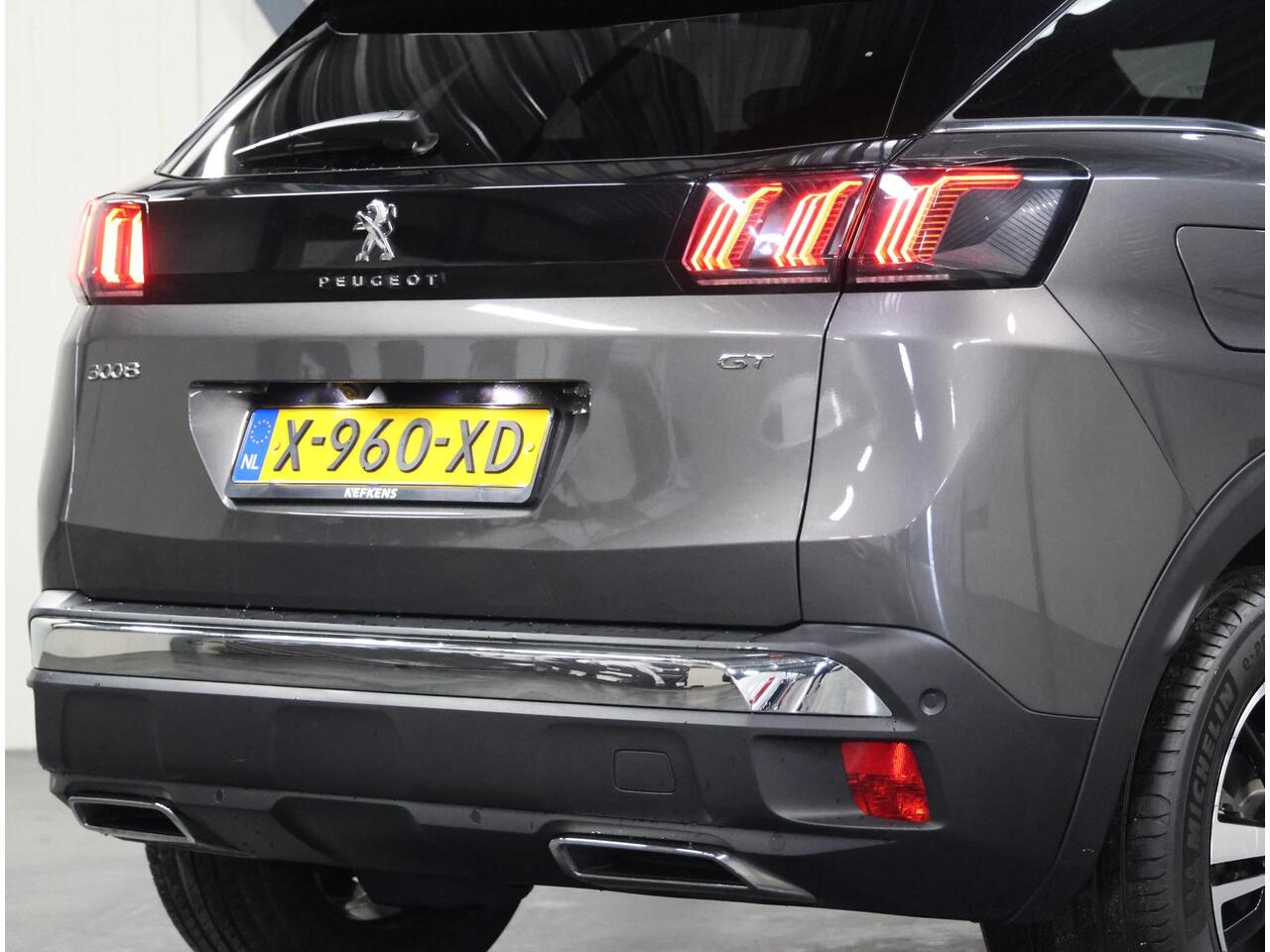 Peugeot 3008 SUV 1.2 136PK Hybrid GT | 1ste eigenaar | AUTOMAAT | AppleCarPlay/AndroidAuto | Adaptive Cruise Control | Camera | Sfeerverlichting | Virt.Cockpit | Keyless | Isofix | Privacy Glass | Parkeersensoren |