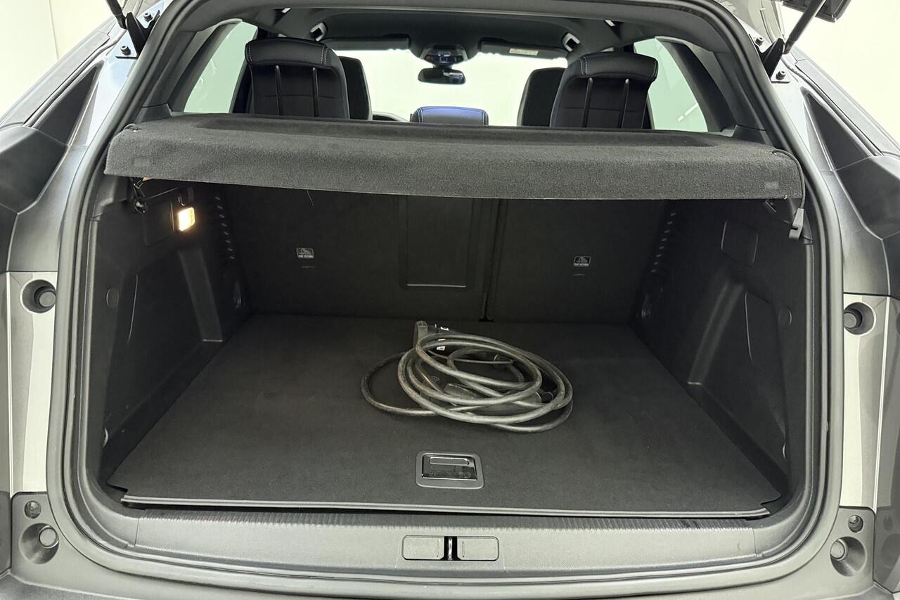 Peugeot 3008 1.6 HYbrid 180 Allure Pack Business Automaat | Navigatie | Climate Control | Camera | Stoelverwarming | Cruise Control | LED Verlichting | Keyless Entry en Start