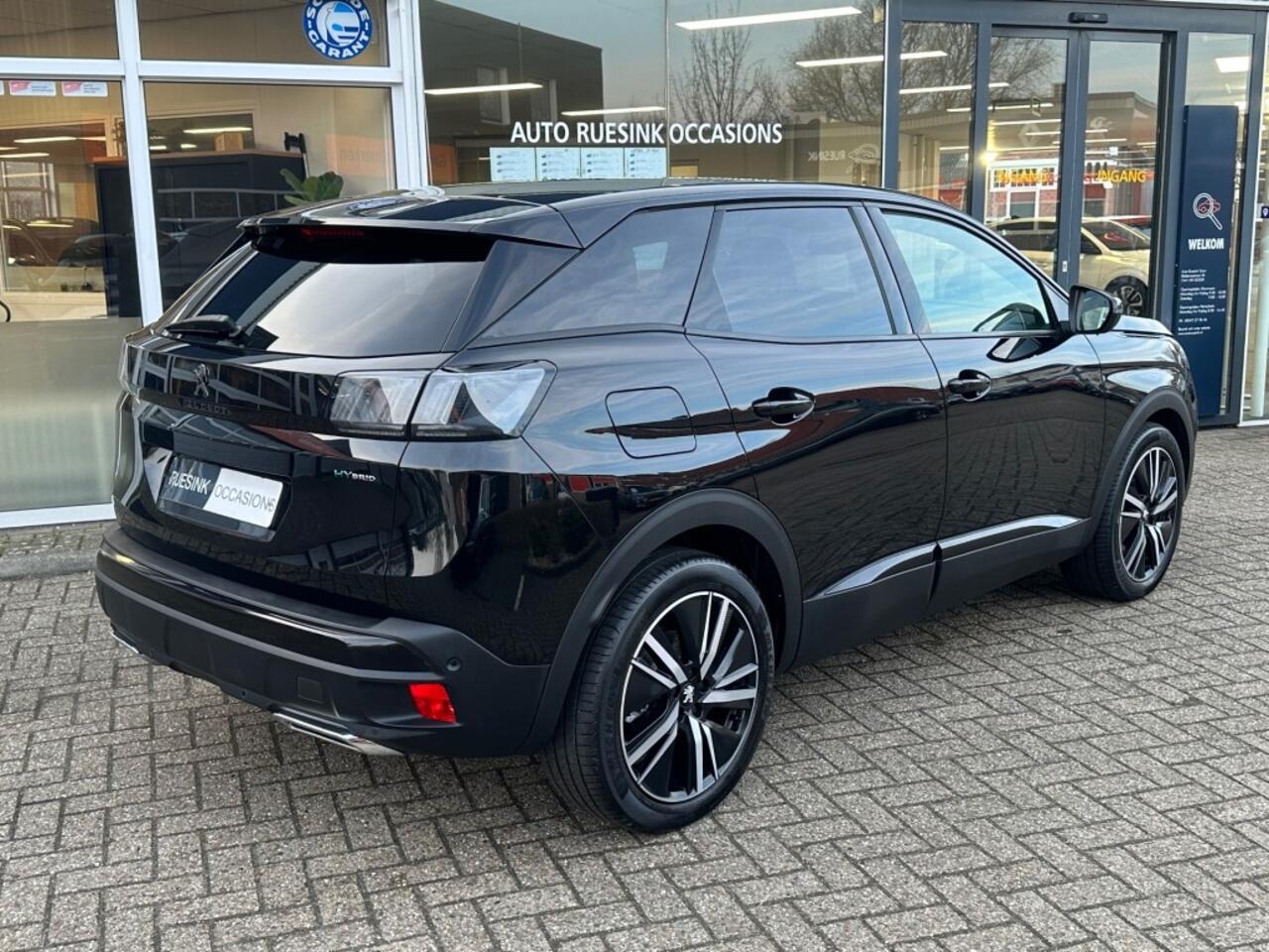 Peugeot 3008 1.6 PHEV HYBRID BLACK EDITION