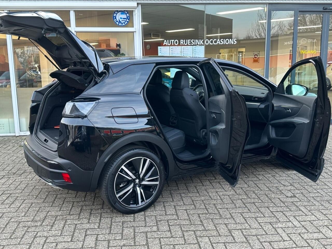 Peugeot 3008 1.6 PHEV HYBRID BLACK EDITION