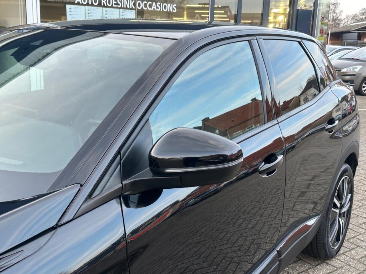 Peugeot 3008 1.6 PHEV HYBRID BLACK EDITION