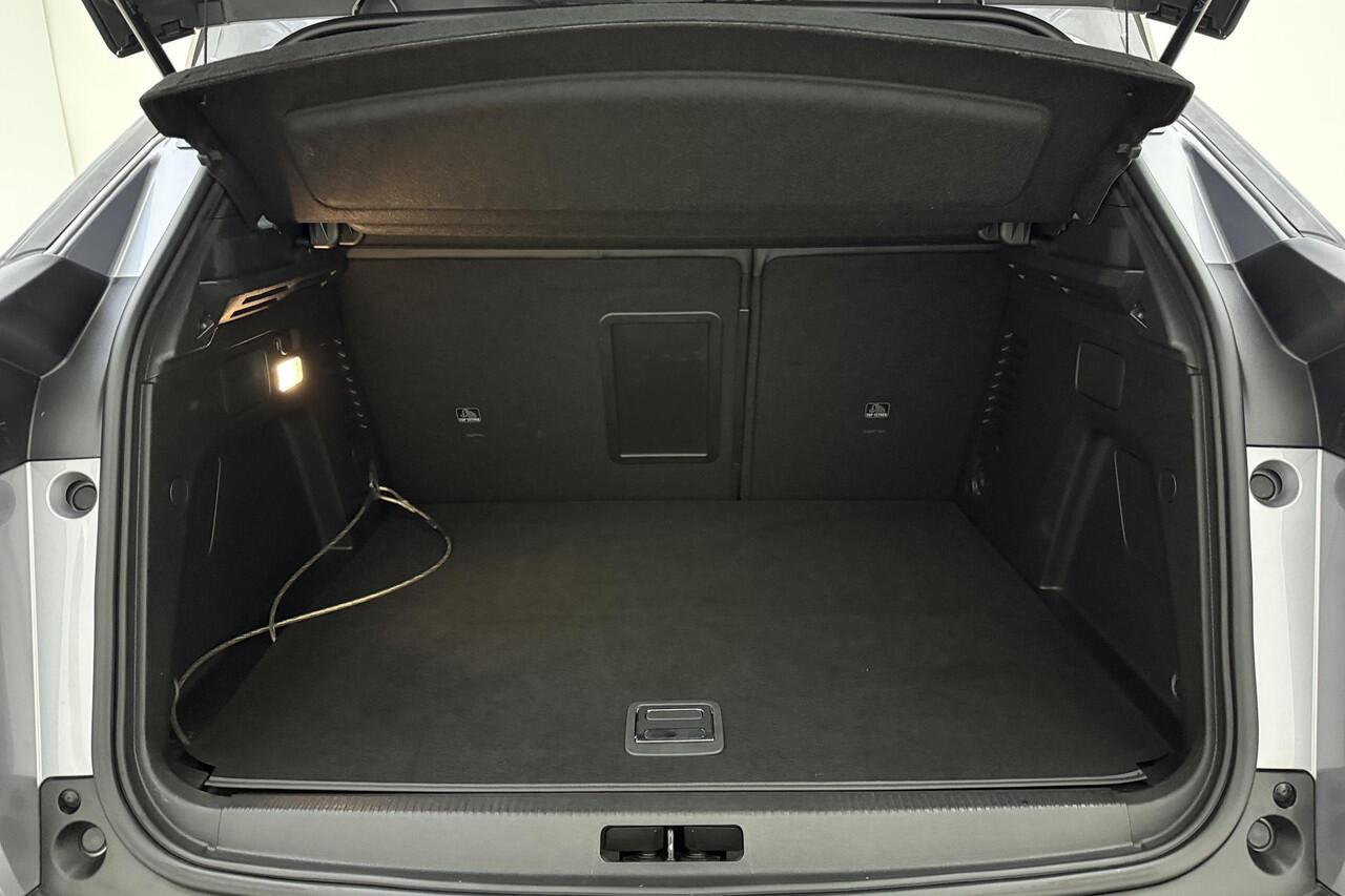 Peugeot 3008 1.6 HYbrid 180pk Allure Pack Business | 19 inch | Automaat | Apple carplay | Achteruitrijcamera | Navigatiesysteem