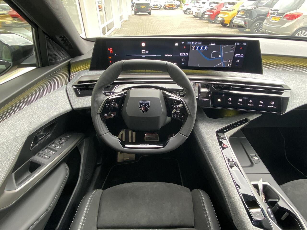 Peugeot 3008 Hybrid 136 GT | NIEUW | 8 JAAR GARANTIE | Trekhaak | Alcantara Interieur | Memoryfunctie op stoel | Camera V+A | Elektr. achterklep