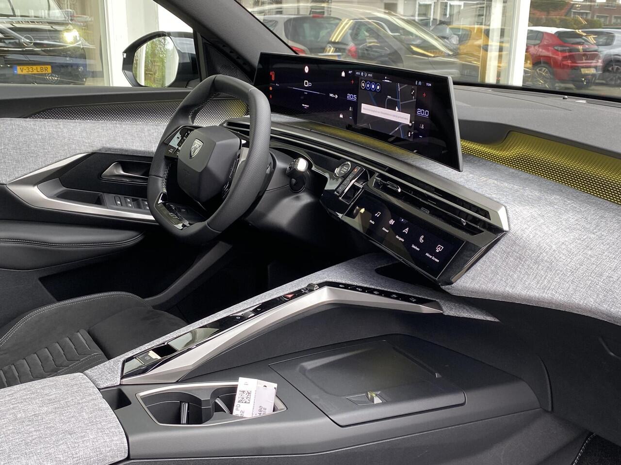 Peugeot 3008 Hybrid 136 GT | NIEUW | 8 JAAR GARANTIE | Trekhaak | Alcantara Interieur | Memoryfunctie op stoel | Camera V+A | Elektr. achterklep