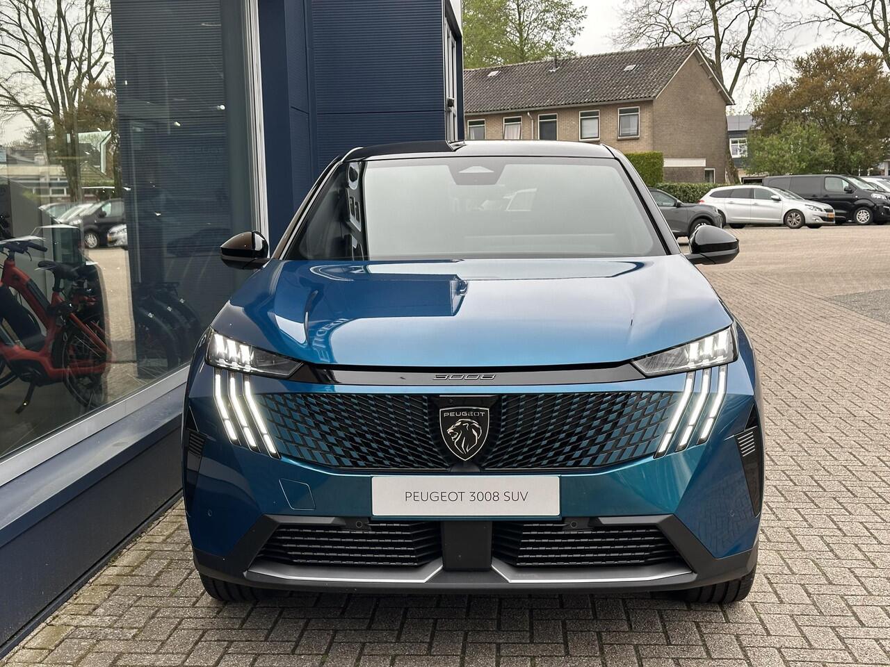 Peugeot 3008 1.2 Hybrid 145 PK GT Automaat ¤ 8000,- DEMO VOORDEEL | Alcantara Stoelen | Panorama Navigatie | 360 Vision Camera | Dode Hoek Signalering | Elektrische Kofferklep | Keyless Entry | Full LED Verlichting | Stoelverwarming | 19" Lichtmetalen Velgen |