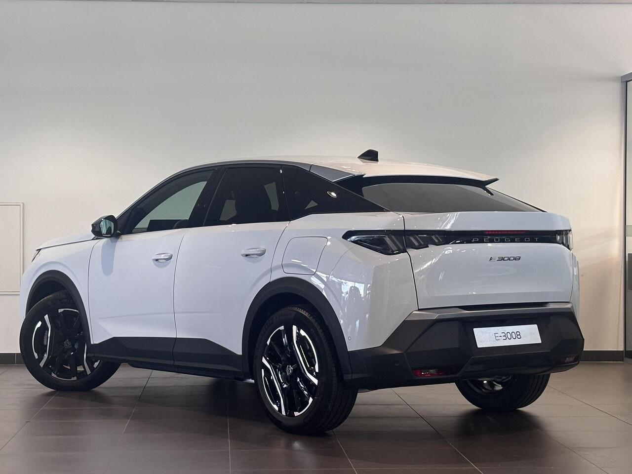 Peugeot 3008 e-3008 Allure Avantage 73kWh 210pk | TREKHAAK | 360° CAMERA | ADAPTIVE CRUISE | KEYLESS | I-TOGGELS | 21" DISPLAY |