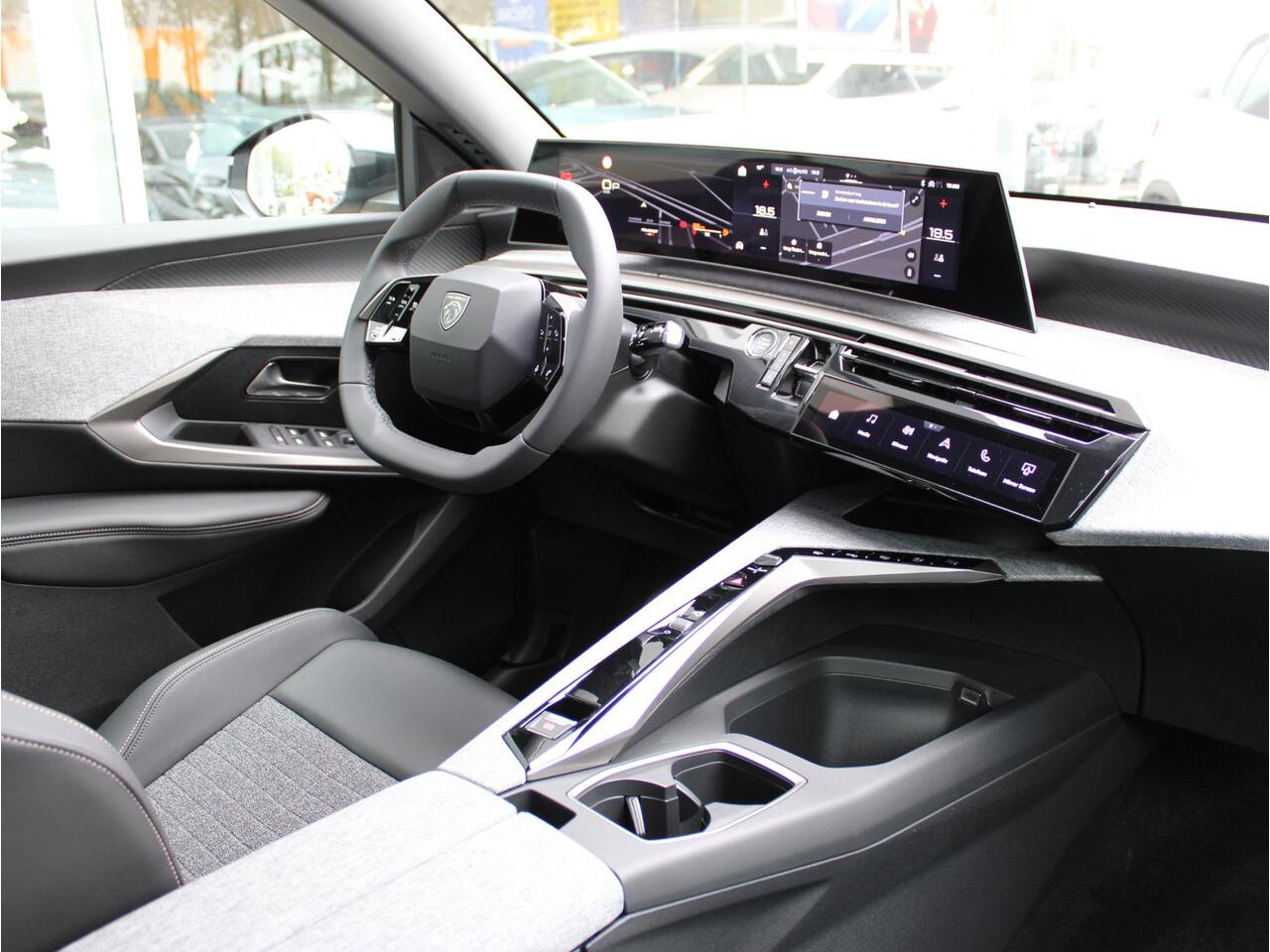 Peugeot 3008 1.2 Hybrid 145 Allure VOORRAAD KORTING | Automaat / 360° Camera / Navi / Adap. Cruise