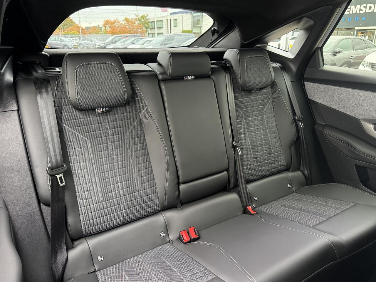 Peugeot 3008 1.2 Hybrid 136 GT | Elektr. achterklep | Adaptive cruise | Camera | Prijs is rijklaar